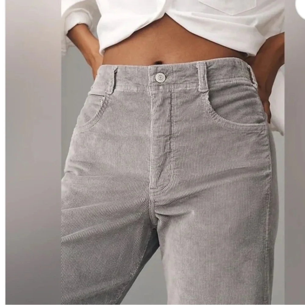 ANTHROPOLOGIE The Adi Corduroy Mid-Rise Flare Jeans by Pilcro - Picture 4 of 5